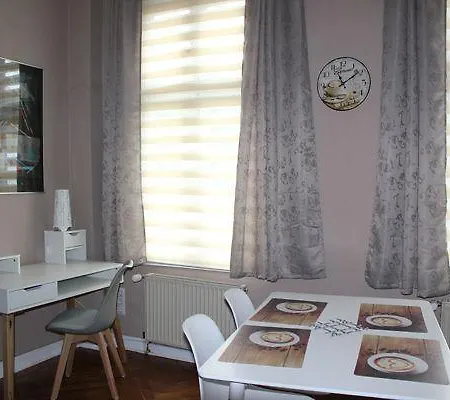 شقة Ferienwohnung-zum-eifgental *